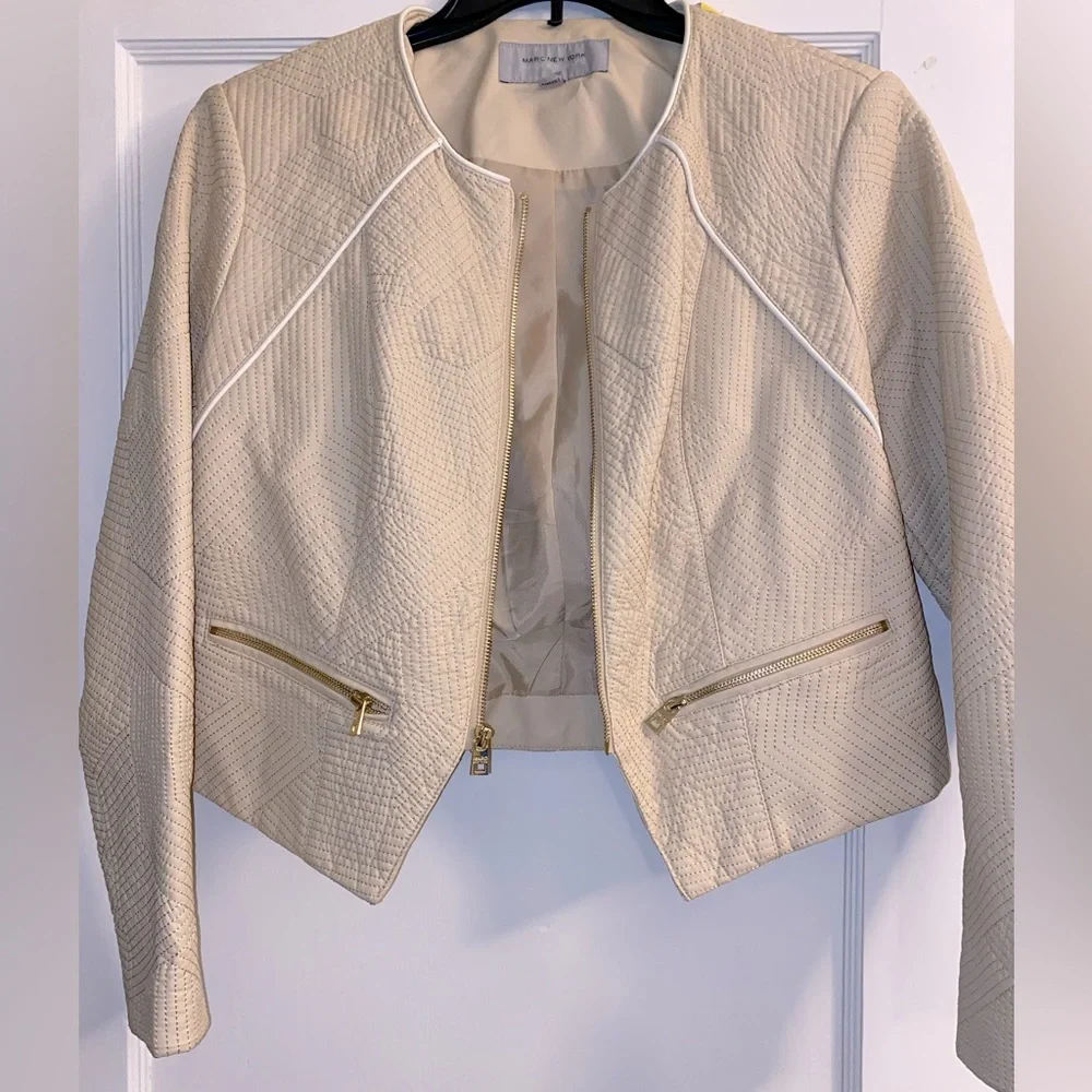 NWOT MARC NEW YORK Women’s Cream Faux Leather Textured Moto Jacket - Picture 3 of 9